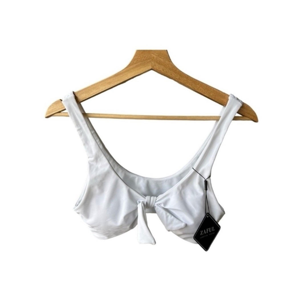 Zaful Swim Bikini Top Bathing Suit White Front Tie Scoop Neck Size Small NWT